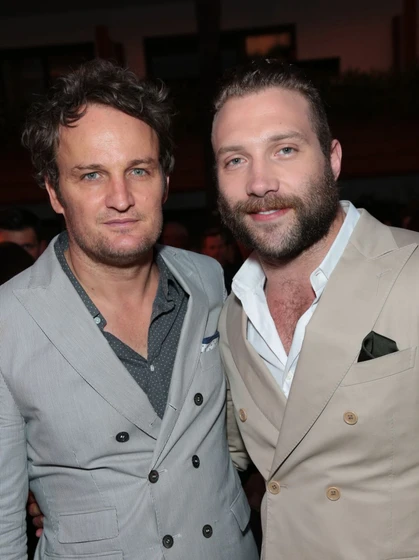 Jason Clarke y Jai Courtney en terminator-genesis (Premiere en Los Angeles. Junio 2015)