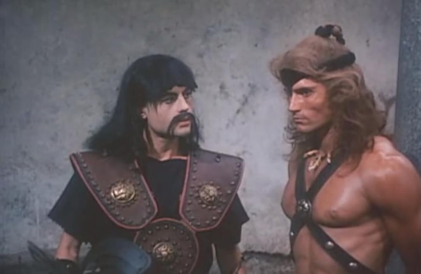 Miles O'Keeffe y David Brandon en ator-2-el-invencible