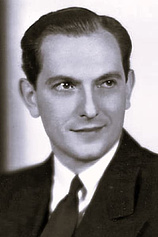 photo of person Joseph Schildkraut