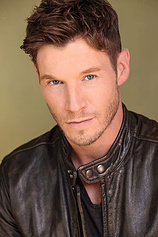 picture of actor Chad Michael Collins