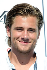 photo of person Luke Benward