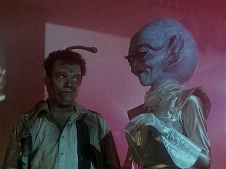 Raymond O'Connor en Dr. Alien