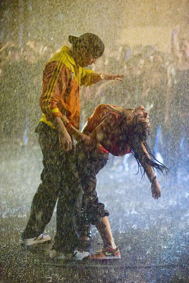 Robert Hoffmann y Briana Evigan en Street Dance (Step Up 2)