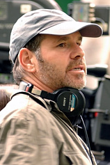 photo of person Richard J. Lewis