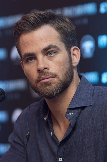 Chris Pine en Star Trek. En la oscuridad (Premiere en Mexico. Mayo 2013)