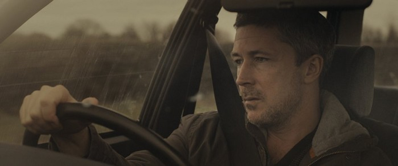 Aidan Gillen en Entre los dos