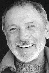 picture of actor Warren Burton