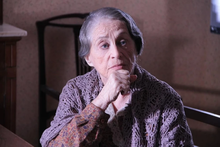 Montserrat Carulla en clara-campoamor-la-mujer-olvidada