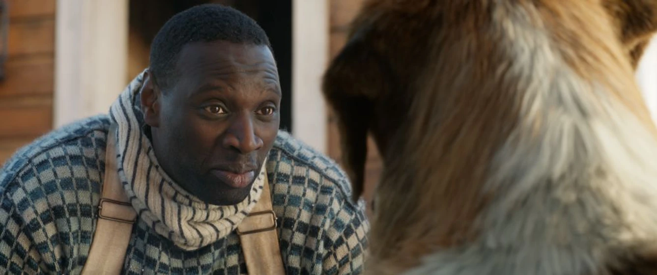 Omar Sy en la-llamada-de-lo-salvaje