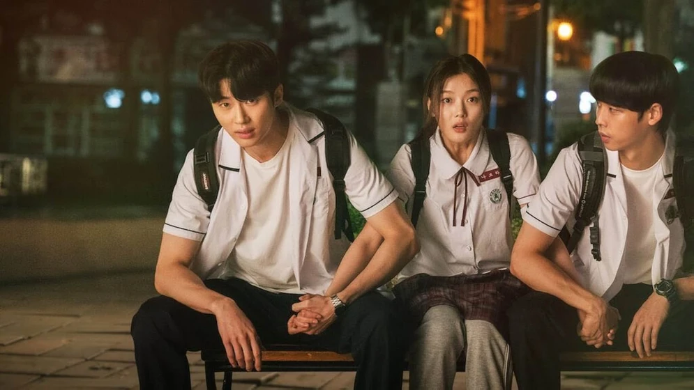 Yoo-Jeong Kim, Byeon Woo-seok y Park Jung-woo en una-chica-del-siglo-xx