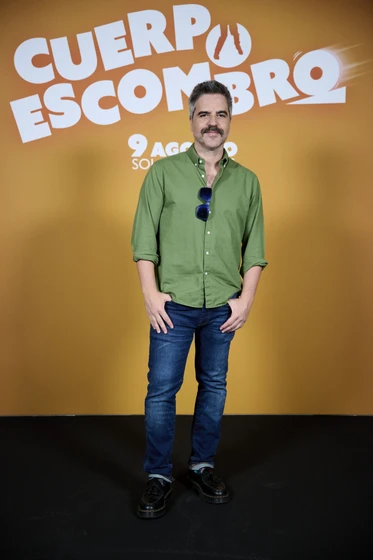 Ernesto Sevilla en cuerpo-escombro (Premiere en Madrid. Julio 2024)