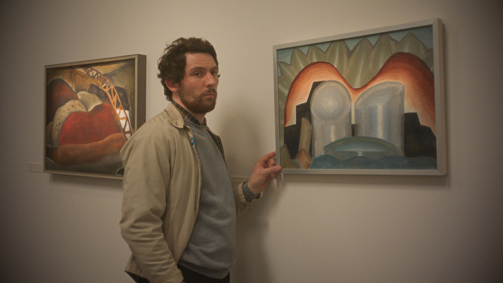 Josh O'Connor en The Mastermind