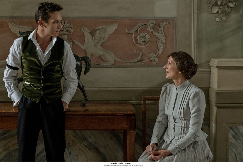 Joely Richardson y Jonathan Rhys Meyers en Los Papeles de Aspern