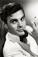 photo of person Louis Jourdan