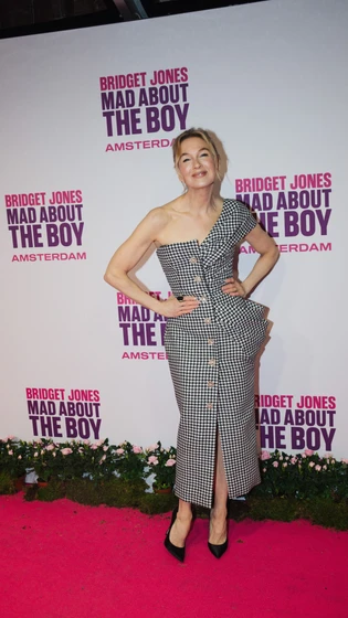 Renée Zellweger en bridget-jones-loca-por-el (Premiere en Holanda. Febrero 2025)