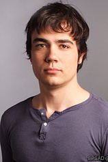 picture of actor Yann Lesvenan