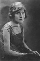 photo of person Sarah Y. Mason