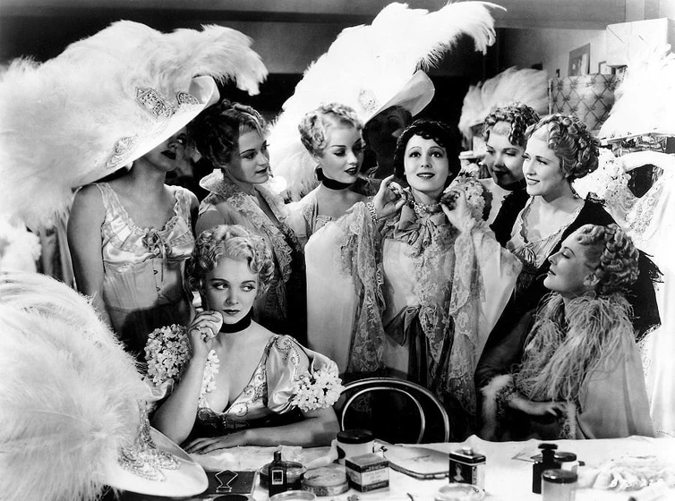 Luise Rainer y Virginia Bruce en El gran Ziegfeld