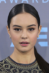 photo of person Courtney Eaton