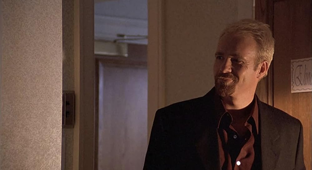 Jason Connery en Wishmaster 3: La Piedra del Diablo