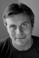 picture of actor Garry Sweeney