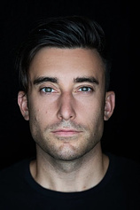 picture of actor Phil Wickham