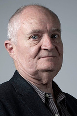 photo of person Jim Broadbent