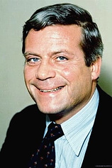 photo of person Oliver Reed