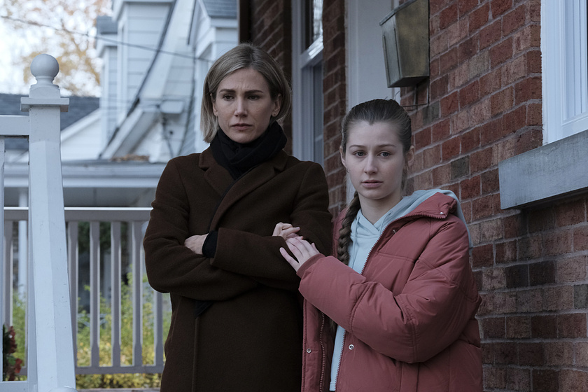 Jennifer Landon y Tara Redmond van Rees en Entre Estas Paredes