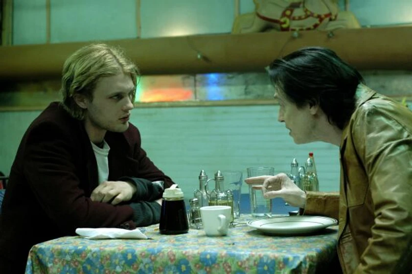 Steve Buscemi y Michael Pitt en delirious
