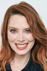 picture of actor April Bowlby