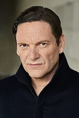 picture of actor Andrew Kavadas
