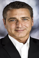 picture of actor Carlo Essagian