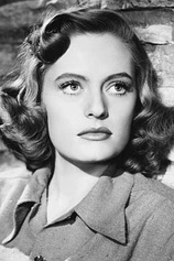 picture of actor Alexis Smith