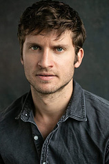 picture of actor Tom Weston-Jones