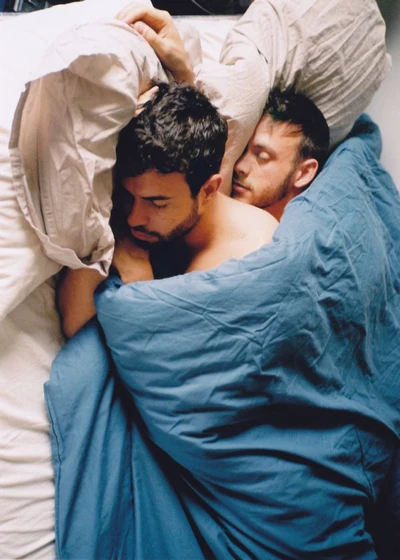 Tom Cullen y Chris New en weekend