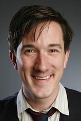 picture of actor Carson Elrod