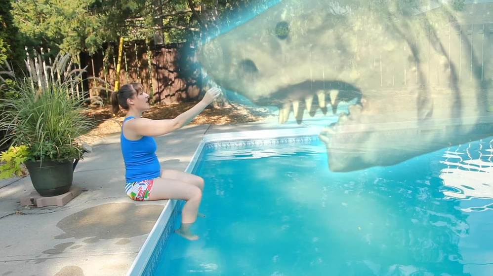 Christina Roman en Ouija Shark
