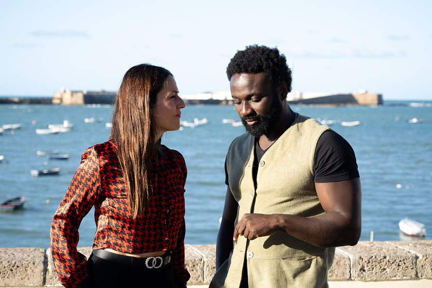 Itziar Ituño y Malcolm Treviño-Sitté en Detective Touré (South International Series Fest. Octubre 2024)