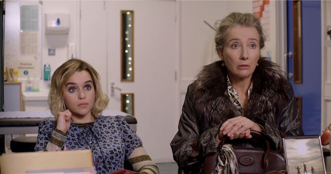 Emma Thompson y Emilia Clarke en Last Christmas