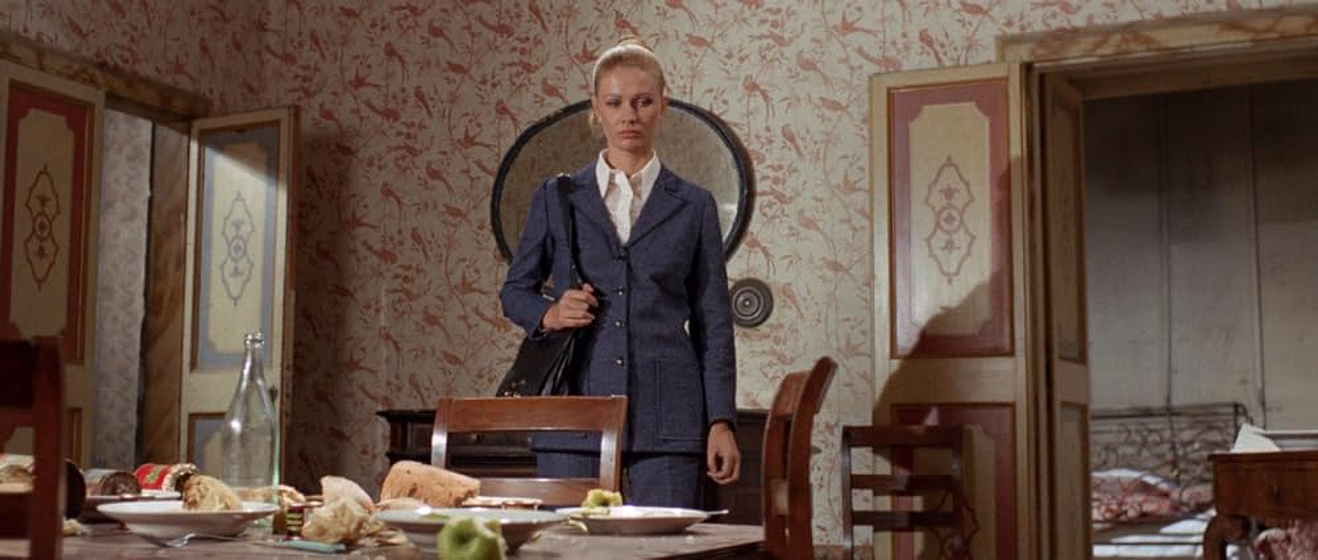 Ida Galli en la-cola-del-escorpion