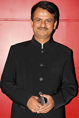 photo of person Girish Kulkarni