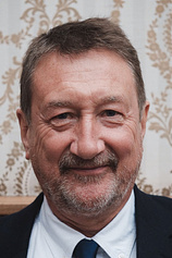 photo of person Steven Knight