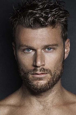 picture of actor Mike Mains