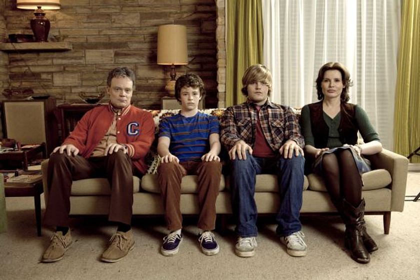 Geena Davis y Joel Tobeck en Accidents Happen