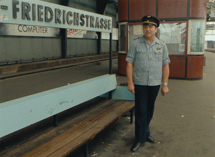 Imagen de Berlin, Bahnhof Friedrichstraße, 1990