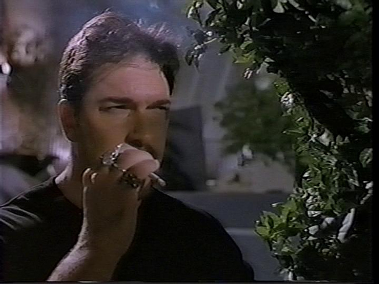 Patrick Warburton en Apartamento maldito (Apartamento 17)