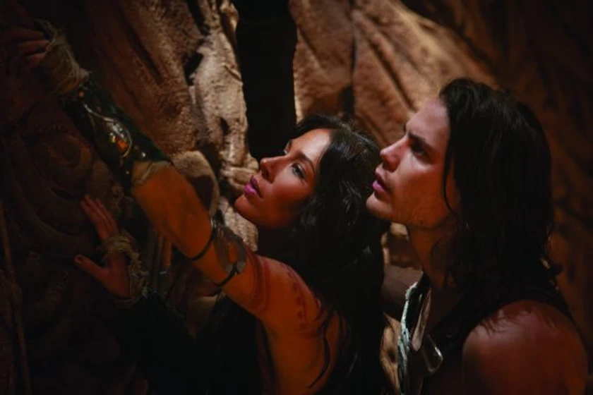 Lynn Collins y Taylor Kitsch en John Carter