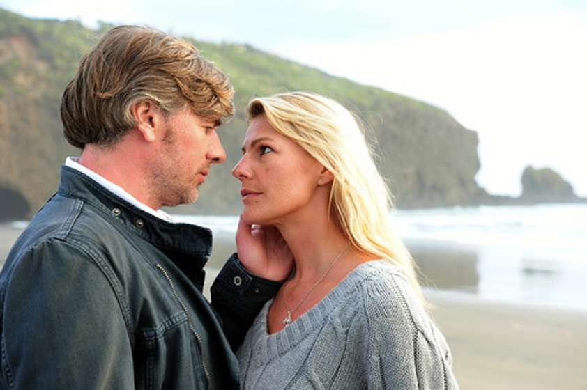 Daniel Morgenroth y Sophie Schütt en Veredicto de Amor