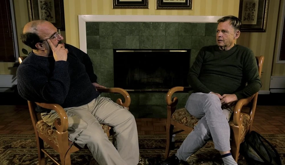 Mark Patton y David Chaskin en scream-queen-my-nightmare-on-elm-street